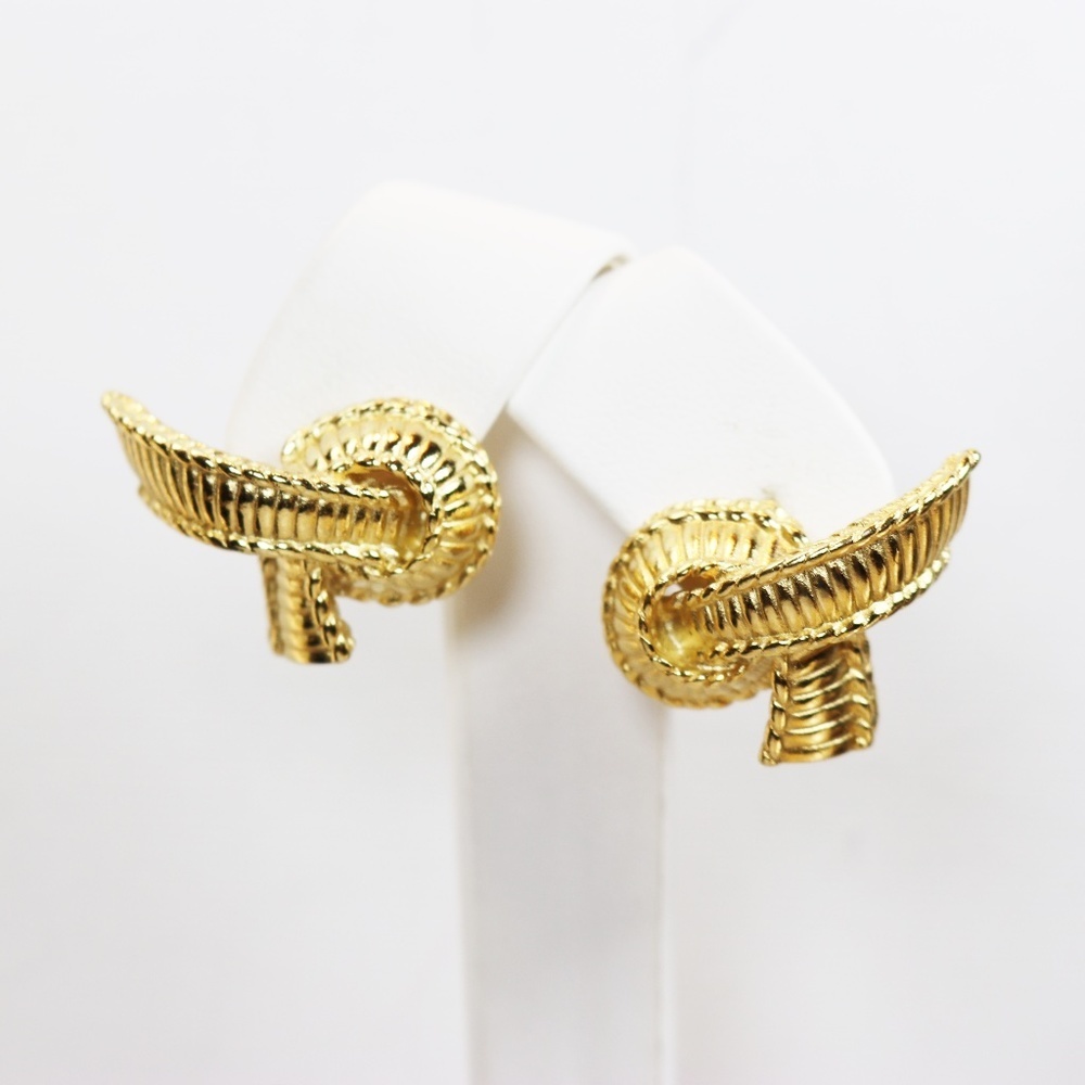 ⚜️ GIVENCHY PARIS NEW YORK "LOVE KNOT" GOLD PLATED BIJOUX PIERCED EARRINGS - Picture 10 of 16